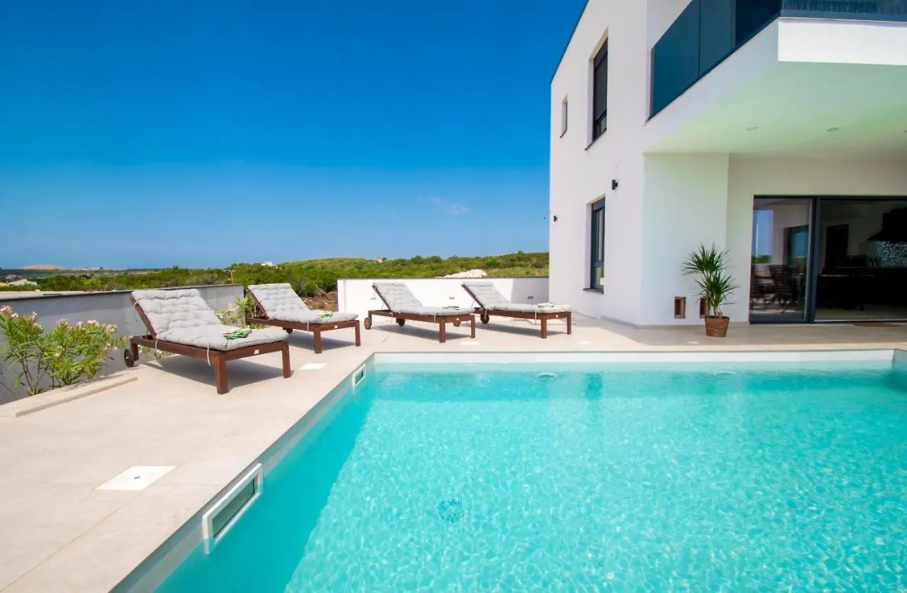 Villa Ajlin 0*, Medulin Croatia